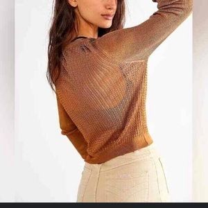 New Free People Soft Crew Pullover
Stretch fit Pull-on style